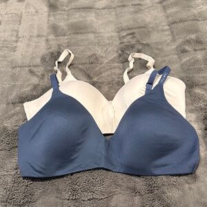 2pk. Calvin Klein wireless comfort bras